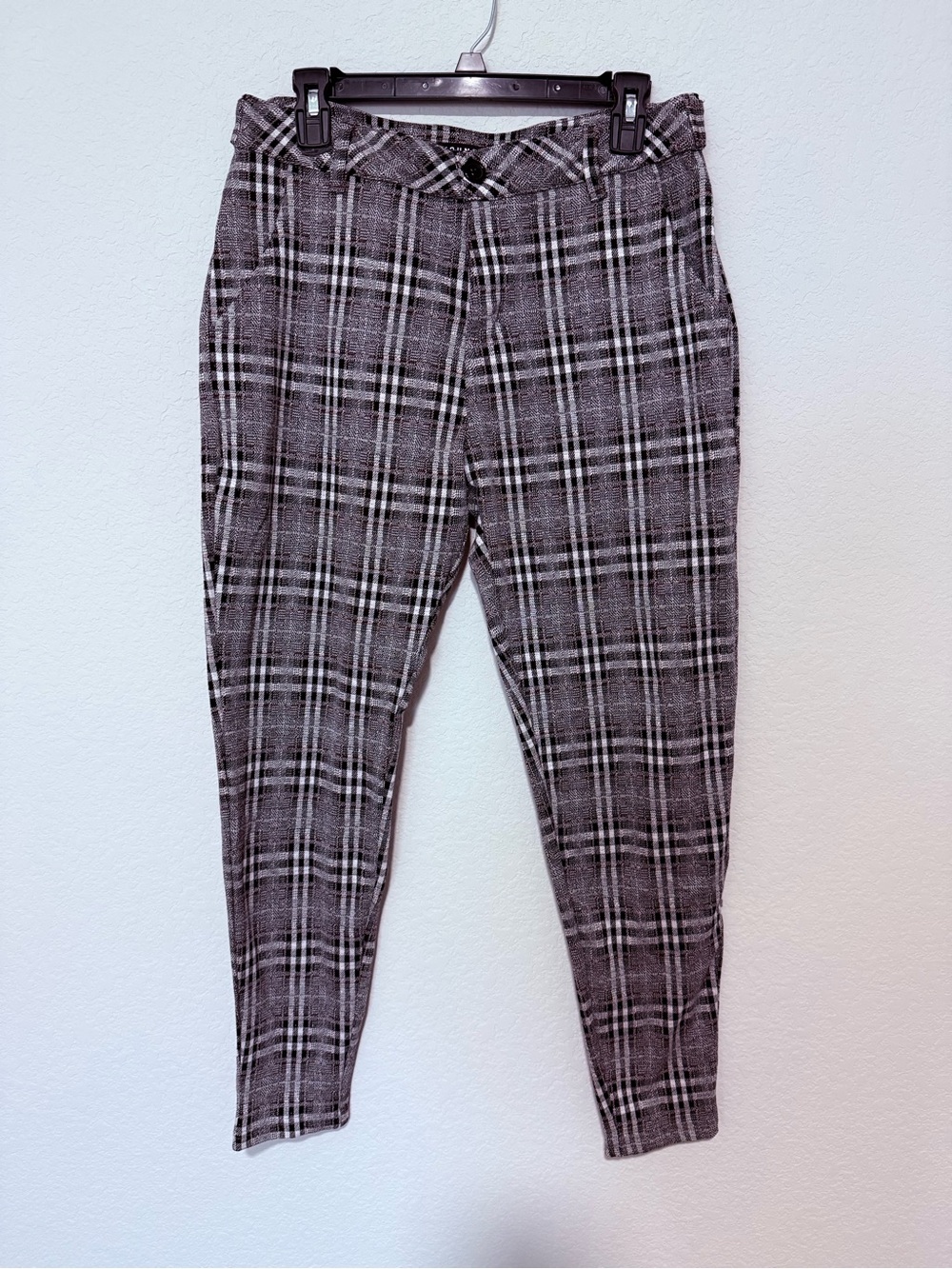 YoungLA Plaid Gray and Black Trousers 32/30 NWOT